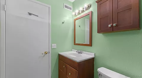 Bath - 1131 Conway Dr, Escondido, CA 92027 photo 3 of 6