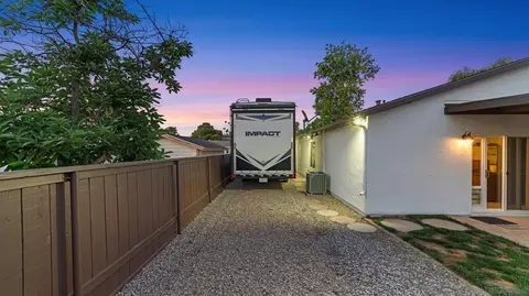Exterior - 1131 Conway Dr, Escondido, CA 92027 photo 8 of 9