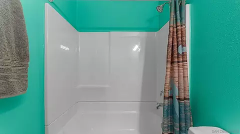 Bath - 1131 Conway Dr, Escondido, CA 92027 photo 6 of 6