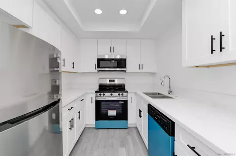 Kitchen - 4161 Tiberon Dr, Oceanside, CA 92056 photo 3 of 5
