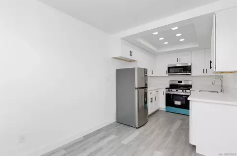 Kitchen - 4161 Tiberon Dr, Oceanside, CA 92056 photo 2 of 5