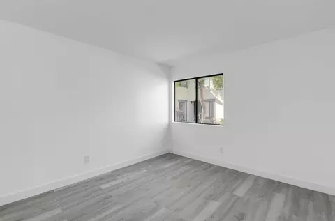 Bedroom - 4161 Tiberon Dr, Oceanside, CA 92056 photo 1 of 6