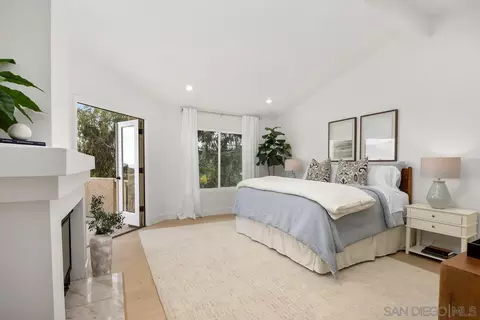 Bedroom - 1504 Caminito Solidago, La Jolla, CA 92037 photo 1 of 4