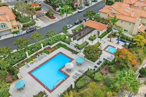View/Area - 1504 Caminito Solidago, La Jolla, CA 92037 photo 4 of 5