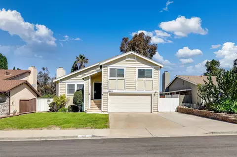 Exterior - 1605 Havenwood Dr, Oceanside, CA 92056 photo 2 of 11