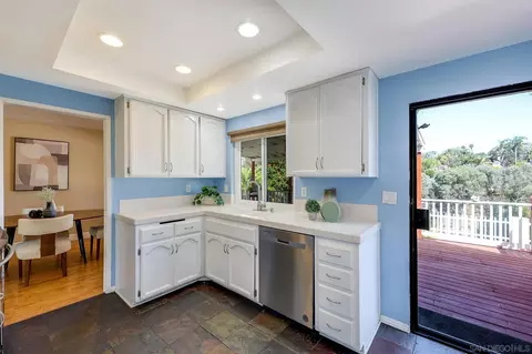 Kitchen - 1605 Havenwood Dr, Oceanside, CA 92056 photo 2 of 5
