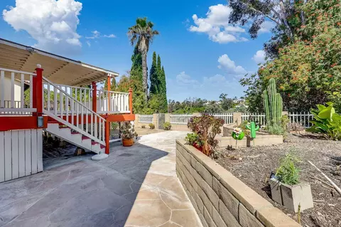 Exterior - 1605 Havenwood Dr, Oceanside, CA 92056 photo 7 of 11