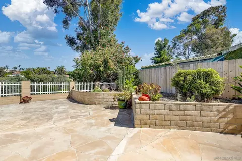 Exterior - 1605 Havenwood Dr, Oceanside, CA 92056 photo 8 of 11