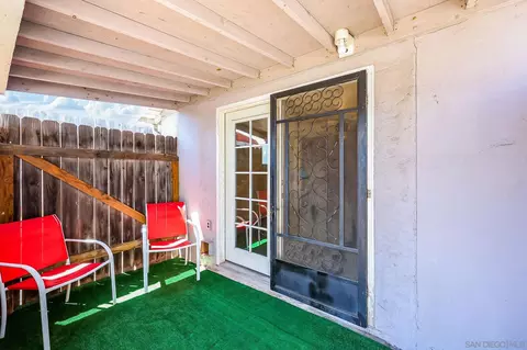 Exterior - 414 E Lincoln Ave, Escondido, CA 92026 photo 9 of 14