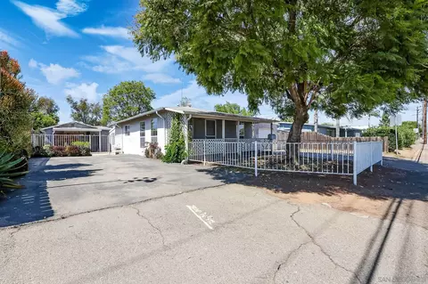 Exterior - 414 E Lincoln Ave, Escondido, CA 92026 photo 4 of 14