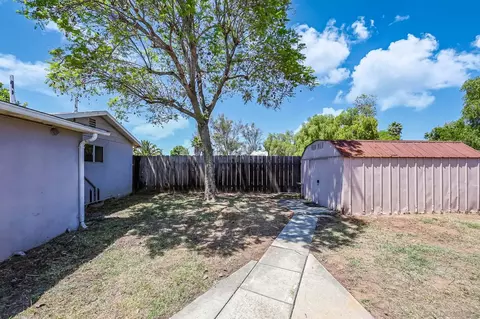 Exterior - 414 E Lincoln Ave, Escondido, CA 92026 photo 11 of 14