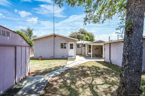 Exterior - 414 E Lincoln Ave, Escondido, CA 92026 photo 13 of 14