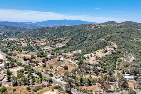 View/Area - 15525 Lyons Vly, Jamul, CA 91935 photo 12 of 14