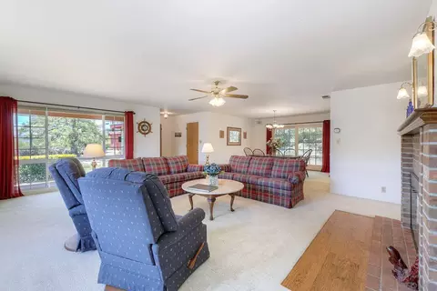 Living - 15525 Lyons Vly, Jamul, CA 91935 photo 2 of 5