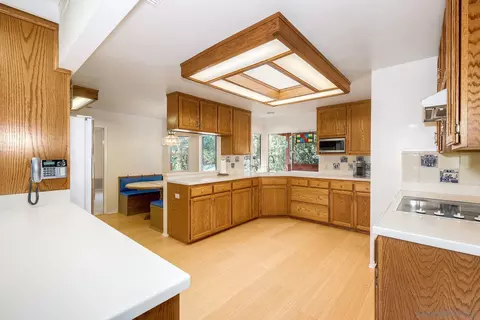 Kitchen - 15525 Lyons Vly, Jamul, CA 91935 photo 3 of 7