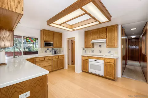Kitchen - 15525 Lyons Vly, Jamul, CA 91935 photo 2 of 7