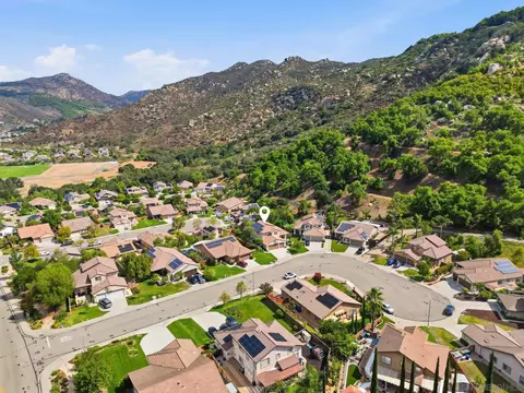 View/Area - 3234 Meadow Grass Ln, Escondido, CA 92027 photo 4 of 10
