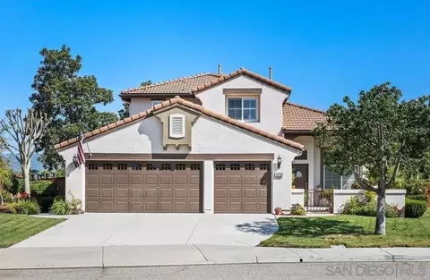 3234 Meadow Grass Ln, Escondido, CA 92027