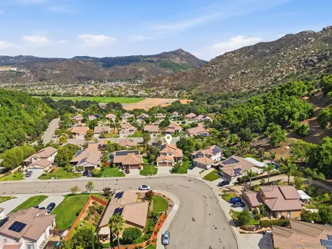 View/Area - 3234 Meadow Grass Ln, Escondido, CA 92027 photo 3 of 10