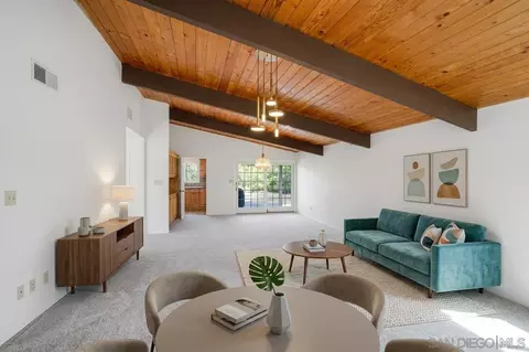 Living - 8575 N La Jolla Scenic Dr, La Jolla, CA 92037 photo 2 of 3