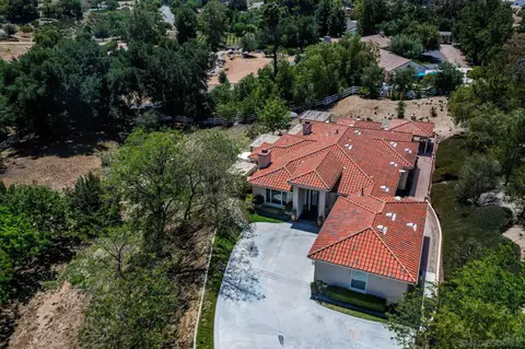 View/Area - 41025 Los Ranchos Cir, Temecula, CA 92592 photo 1 of 3