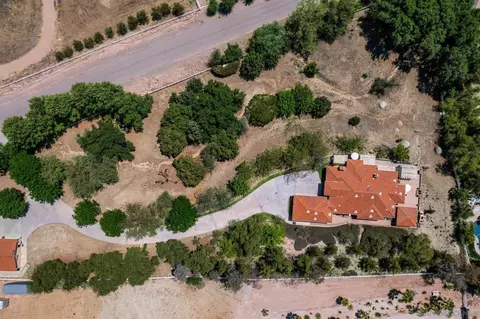 View/Area - 41025 Los Ranchos Cir, Temecula, CA 92592 photo 3 of 3