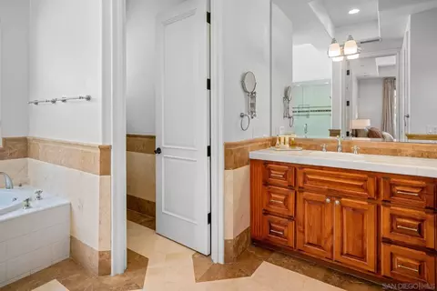 Bath - 41025 Los Ranchos Cir, Temecula, CA 92592 photo 1 of 5