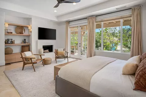 Bedroom - 41025 Los Ranchos Cir, Temecula, CA 92592 photo 1 of 5