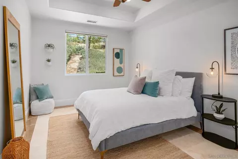 Bedroom - 41025 Los Ranchos Cir, Temecula, CA 92592 photo 3 of 5