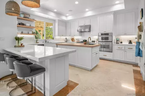 Kitchen - 41025 Los Ranchos Cir, Temecula, CA 92592 photo 1 of 4