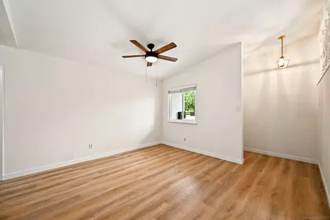 Living - 927 Gray, El Cajon, CA 92020 photo 8 of 9