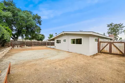Exterior - 927 Gray, El Cajon, CA 92020 photo 4 of 8