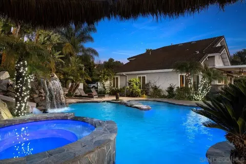 Exterior - 962 Chardonney Way, Escondido, CA 92029 photo 10 of 18