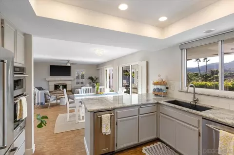 Kitchen - 962 Chardonney Way, Escondido, CA 92029 photo 2 of 2