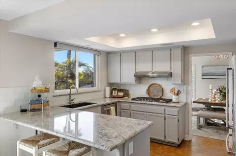 Kitchen - 962 Chardonney Way, Escondido, CA 92029 photo 1 of 2