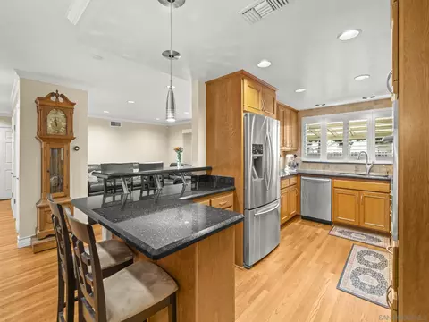 Kitchen - 672 Brockwood Dr, El Cajon, CA 92021 photo 4 of 4