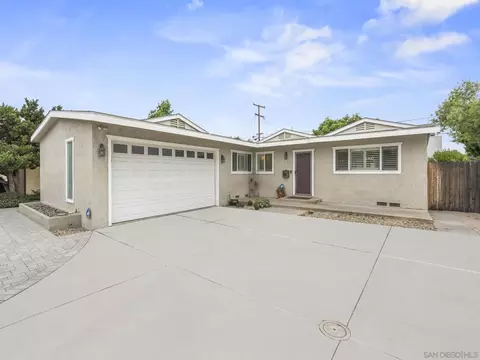672 Brockwood Dr, El Cajon, CA 92021