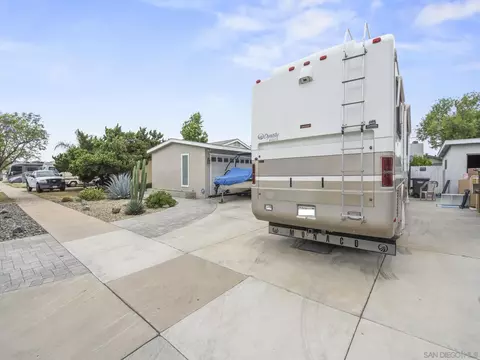Exterior - 672 Brockwood Dr, El Cajon, CA 92021 photo 12 of 13