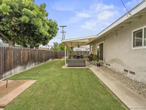 Exterior - 672 Brockwood Dr, El Cajon, CA 92021 photo 5 of 13