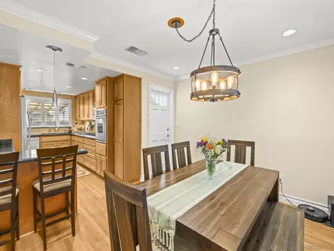 672 Brockwood Dr, El Cajon, CA 92021
