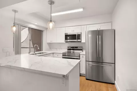 7982 Mission Ctr #C, San Diego, CA 92108