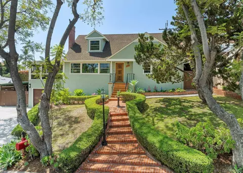 8865 Country Club Pl, Spring Valley, CA 91977