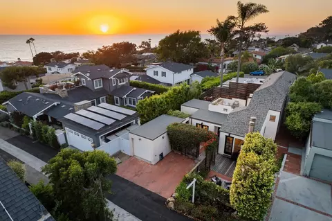View/Area - 219 11th St, Del Mar, CA 92014 photo 3 of 5