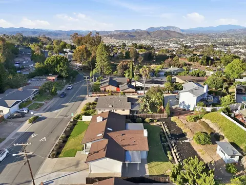 View/Area - 6375 Primrose Dr, La Mesa, CA 91942 photo 3 of 5