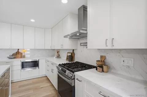 Kitchen - 6375 Primrose Dr, La Mesa, CA 91942 photo 2 of 5