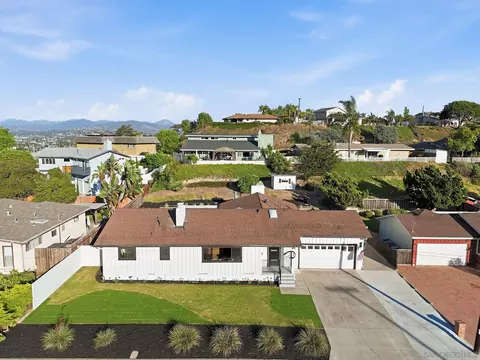 View/Area - 6375 Primrose Dr, La Mesa, CA 91942 photo 4 of 5