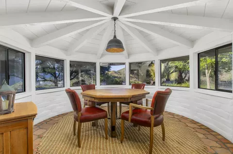 Dining - 2825 Vista Del Rio, Fallbrook, CA 92028 photo 1 of 2