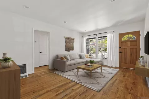 1936 Parrot St, San Diego, CA 92105