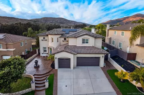 2555 N Trail Ct, Chula Vista, CA 91914