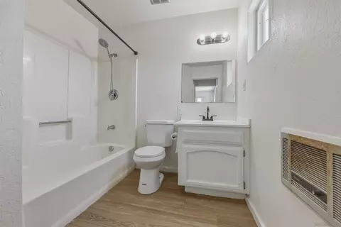 Bath - 29909 Oak Dr, Campo, CA 91906 photo 1 of 2